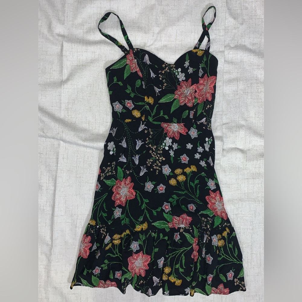 XS Black Old Navy Mini Sweetheart Neck Summer Camisole Dress with floral print